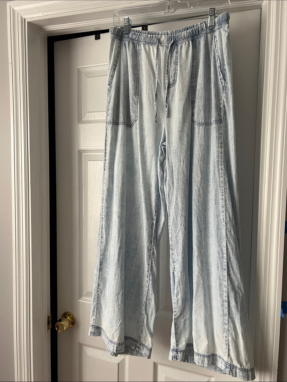 Splendid Angie Drawstring Light Wash Denim Wide-Leg Pants